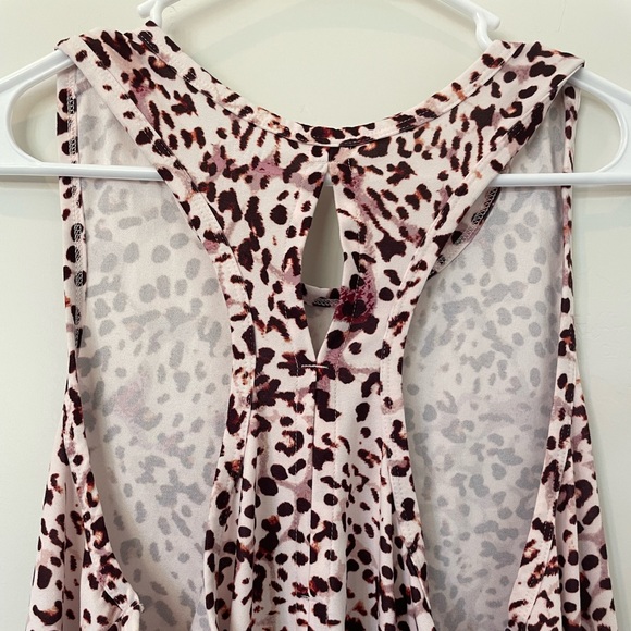 MATCHING WORKOUT SET IN PINK CHEETAH PRINT - Picture 4 of 14